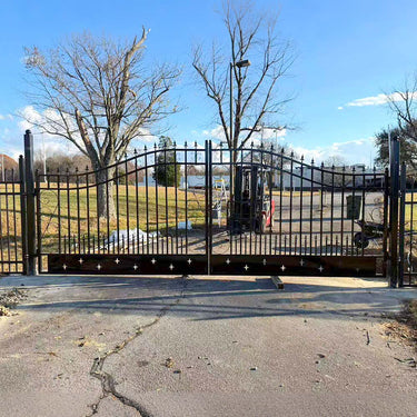 18x8 ft Steel Dual Swing Driveway Gate