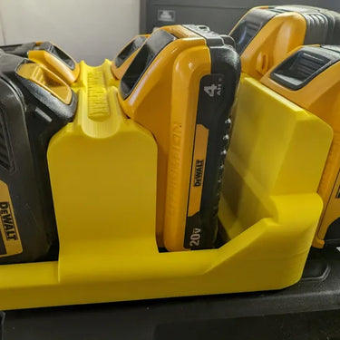 Lid Locking Dewalt 20v Battery Rack x6 (RS-D6LLBR)