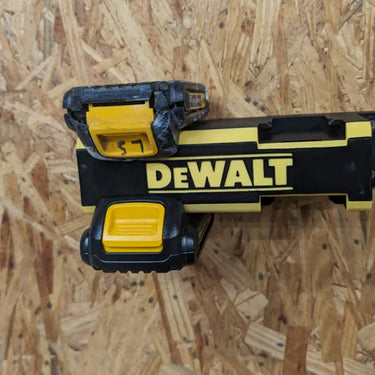 Wall Mount for Dewalt 20V Batteries x4 (RS-D4WM)
