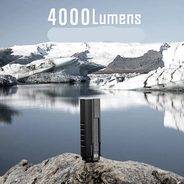 Linterna de bolsillo ultrabrillante: 4000 lúmenes