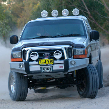ARB Sahara Bumper 99-04 Ford Superduty Complete with hardware kit | 3936030