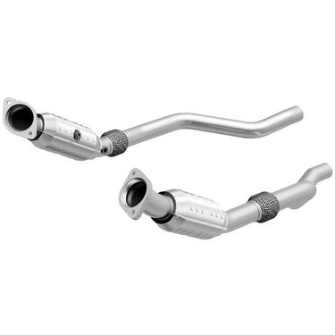 Magnaflow MagnaFlow Conv D F 05- 300C Magnum 5.7 w cats16421 | 16421