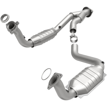 Magnaflow MagnaFlow Conv DF 2003 Chevrolet SSR 5.3L4451640 | 4451640