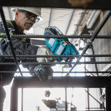 Kit de herramientas inalámbricas para atar varillas de refuerzo Makita XRT01TK de 18 V LXT® de iones de litio sin escobillas (5,0 Ah)