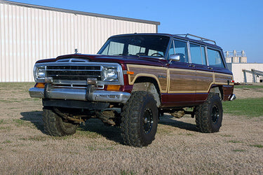 Rough Country Rough Country 3 Inch Lift Kit  Rear Springs  Jeep Grand Wagoneer J10 Truck J20 Truck Wagoneer 4WD 64530 | 64530