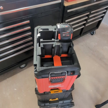 Lid Locking M18 Battery Rack x6 (RS-LMBR6)