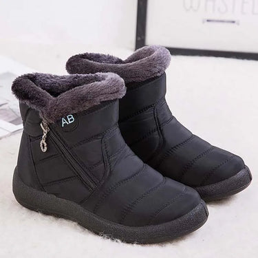 Cozy Winter Comfort: Fur-Lined Snow Boots