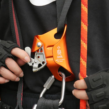 Chest Ascender: Powerful Grip, Smooth Operation, and Maximum Safety