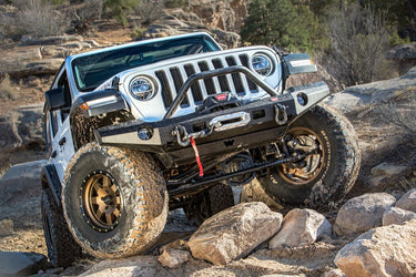 Warn ELITE FRONT BUMPER JEEP JL / JT WITH GRILLE GUARD - 101337