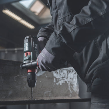 Metabo 603180620 Metabo BS 18 LTX-3 BL QI METAL 5.5 Kit MB Taladro/atornillador inalámbrico sin escobillas de 18 V y 3 velocidades