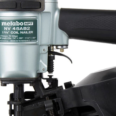 Clavadora para techos Metabo HPT NV45AB2M de 1-3/4 pulg.