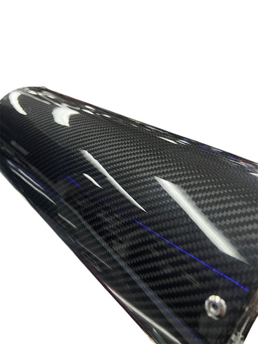 Silenciador de rendimiento SPDZ1 Serie Carbono – Entrada de 3" / Punta quemada de 4.5" (Diseño sin soldadura)