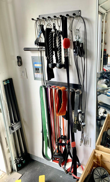 Organizador de equipos de gimnasio para bandas, cuerdas para saltar y rodillos de espuma
