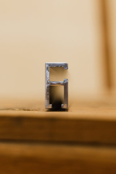 Extrusión de aluminio de doble vía 4000 - Seleccione longitud
